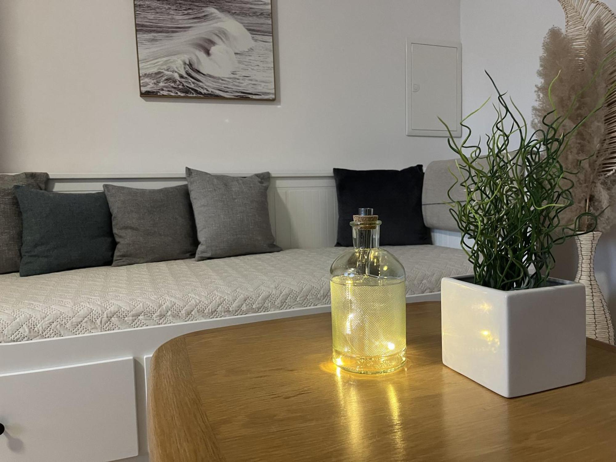 Neu Apartment In Schloss Naehe,Parkplatz, Netflix Sögel Exterior foto